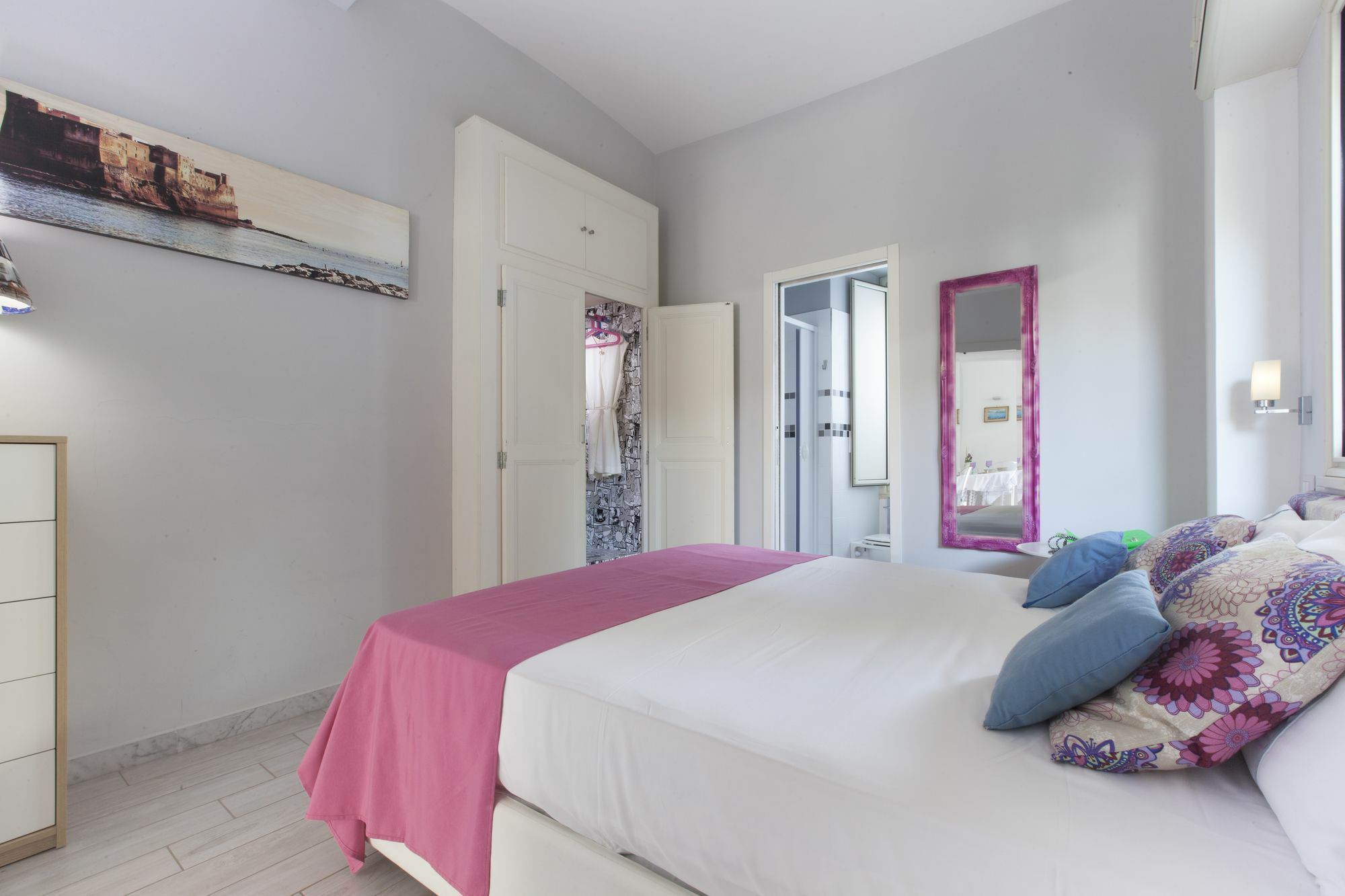 Dreaming Sorrento Suites Bagian luar foto